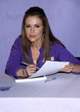 В реалния живот - Page 4 Th_56706_Alyssa_Milano_promotes_the_Touch_Collection_122_190lo