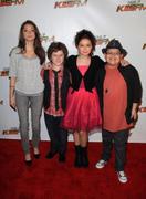 Ariel Winter - LQ x5 Th_23316_HQHC_ONECRAZYPUPPET_A_WINTER_12_5_2010_LQ_04_122_555lo