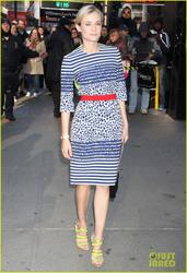 Diane Kruger Th_570336412_diane_kruger_the_host_on_gma_07_122_368lo