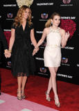 Emma Roberts Th_18237_Preppie_-_Emma_Roberts_at_Valentines_Day_premiere_in_L.A._5337_122_584lo