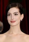 Anne Hathaway Th_03073_Anne_Hathaway_at_the_81st_Annual_Academy_Awards_in_Hollywood_Ca1016_122_114lo