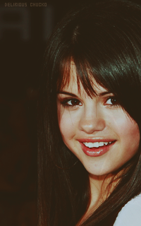 Jay' link's • qui veut de moi ? >< Selena-gomez-kiss-03-e0d349