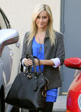 Ashley Tisdale ! Th_64826_celebrity-paradise.com-The_Elder-Ashley_Tisdale_2010-01-12_-_out_in_Studios_City_5136_122_414lo