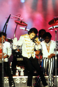 1984 VICTORY TOUR  Th_754237566_7030099911_165d332995_b_122_114lo