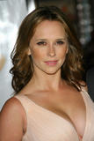 L'Actrice jennifer Love Hewitt Th_51468_Jennifer_love_Wizzland_7309_122_512lo