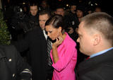 Victoria arriving at her hotel in London March 13 Th_48336_celeb-city.org_Victoria_Beckham_Hotel_009_123_46lo