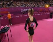 Gimnastas Final Equipos Th_638919116_CelineVanGernerOGLondon201206_122_505lo