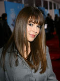 Alyssa Milano Th_02136_3z9l4kzghqalyssamilanoyesmanpremiereinladec171_122_618lo