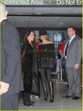 Victoria arriving to LA (Feb 22nd @ night) Th_49133_victoria_beckham_hat_07_122_90lo