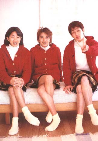 Photo en couple ou trio - Page 13 Hina-baru-yoko-1c54500