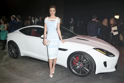 Miranda Kerr Th_969214554_Miranda_Kerr_Jaguar_F_Type_Global_Reveal_Event_Playa_Vista_111913_54_122_506lo