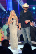 Kristen Bell Th_062636753_kristen_bell_2012_cmt_music_awards_71_122_521lo