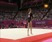 Gimnastas Final Equipos Th_638907489_CelineVanGernerOGLondon201202_122_68lo