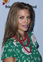 AnnaLynne McCord  Th_924449882_mccord081813_15_122_562lo