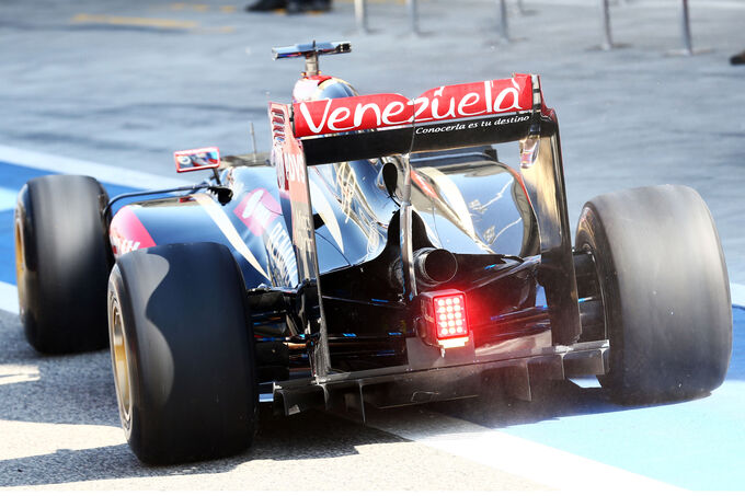 Formel 1 - Alles rund um die Saison  - Seite 3 Romain-Grosjean-Lotus-Formel-1-Test-Bahrain-19-Februar-2014-fotoshowImage-b25021c0-755987