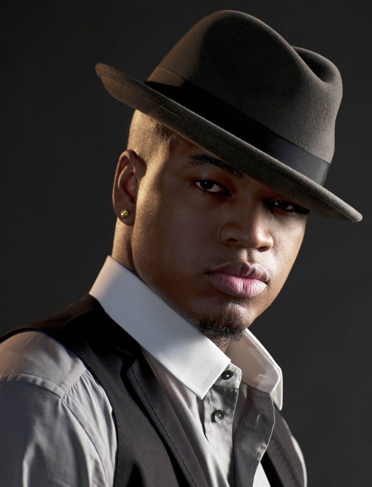 ♦ Le Jeu des Acteurs (Version HP) ♦ - Page 21 Ne-Yo_1