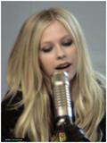 Avril Lavigne Resimler Th_17850_normal_r7_122_1177lo