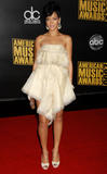 Rihanna - Page 2 Th_71802_celebs4ever_Rihanna_2008_American_Music_Awards_Arrivals_062_122_1187lo