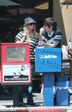 Ashlee Simpson Th_21712_Ashlee_Simpson_and_Pete_Wentz_13_122_680lo