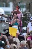 Katy Perry - Minigonnissima - Concert at  Fontainebleau Hotel , Miami - 01ago09 Th_96819_Katy_Perry_Pool_Party_Concert_Fontainebleau_hotel_Miami_Beach_010809_011_122_630lo