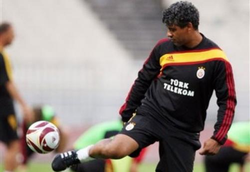 Rijkaard'dan çılgın sistem! Rijkaard-idman1-22126_501