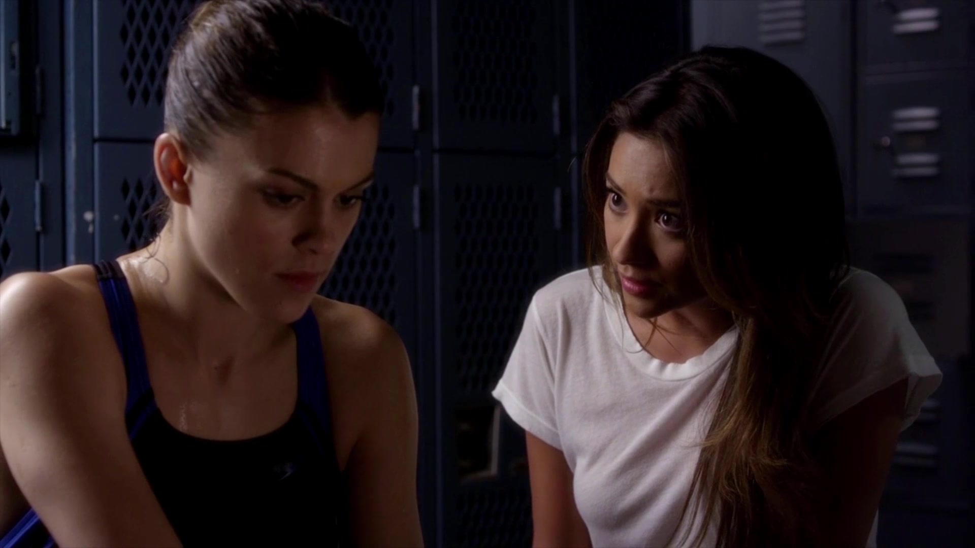 “Otra estúpida historia de amor” - Página 3 Pretty_Little_Liars_S05E06_Paily