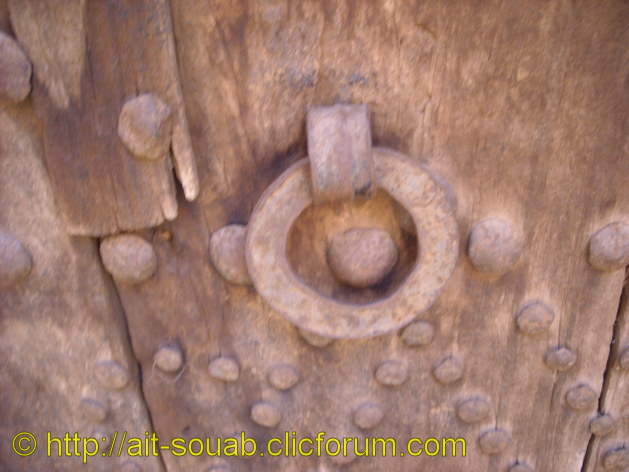 صور للباب القديم الباب الخشبي H-4--f9e9c5