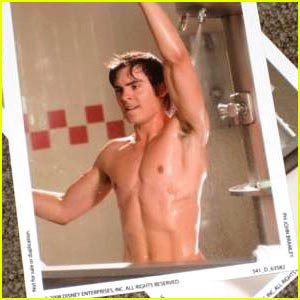 jeu de la photo ! - Page 3 Zac-efron-shower-hsm3-7a5231