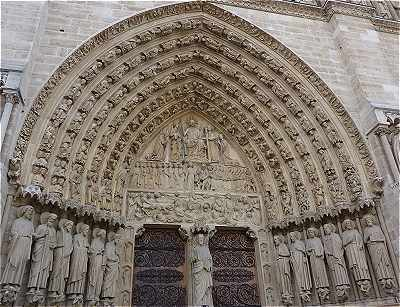 Monuments - Paris - Notre Dame Untitled-1b938e2