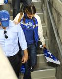 Alyssa Milano - Page 3 Th_19689_Preppie_-_Alyssa_Milano_at_Game_1_of_the_Dodgers_Vs._Phillies_-_October_15_2009_1_122_503lo