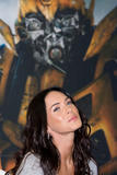 Megan Fox- Transformers: Revenge Of The Fallen; Press Conference In Seoul - 10 giu 09 Th_46183_Megan-fox_net_8256_122_871lo