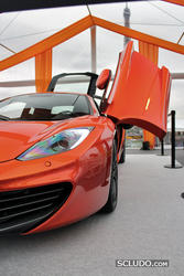 RALLYE DE PARIS 2011, les photos et comptes rendus!!!! Th_055875014_MCLAREN_MP4_12C_06_122_340lo