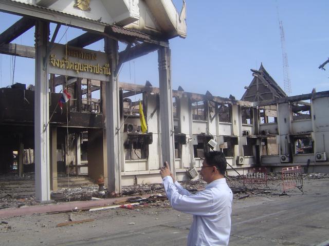 Bangkok : emeutes, attentats et autre joyeusetés - Page 2 Dsc05517-1c609b4