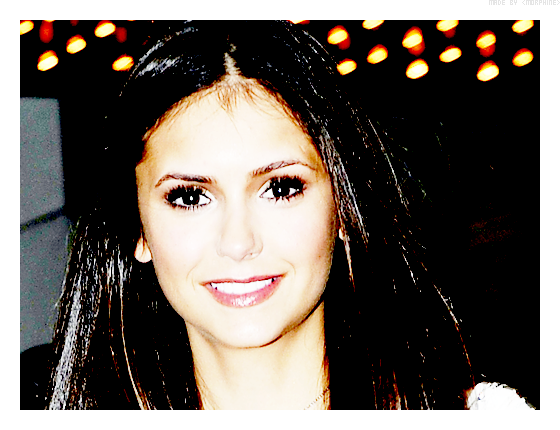 Nina Dobrev N2-207d368