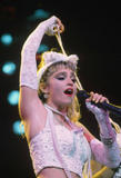 Madonna Live at concerts 1981 - 1999 Th_54660_14813_122_232lo