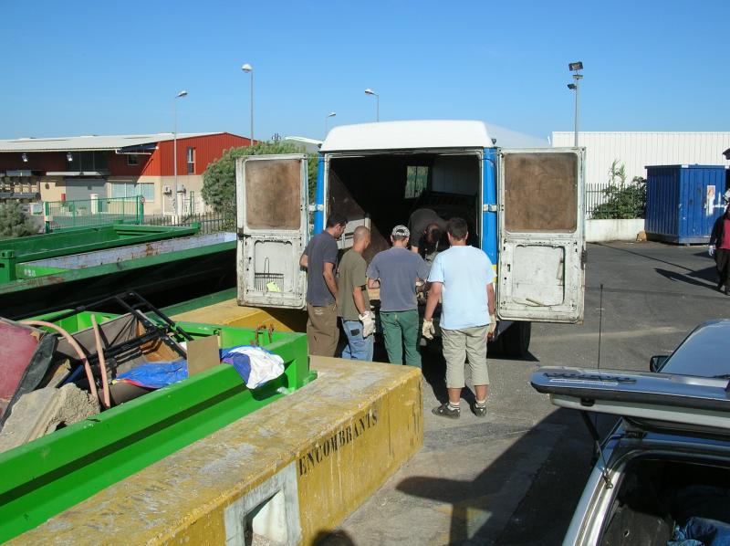 29 Aot 2009 : 4me journe de nettoyage,  Istres. Dscn4300-12d8806