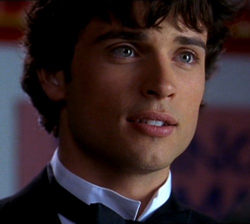 Kit, mes déesses.... Tom-welling-20071216-351884-f76960