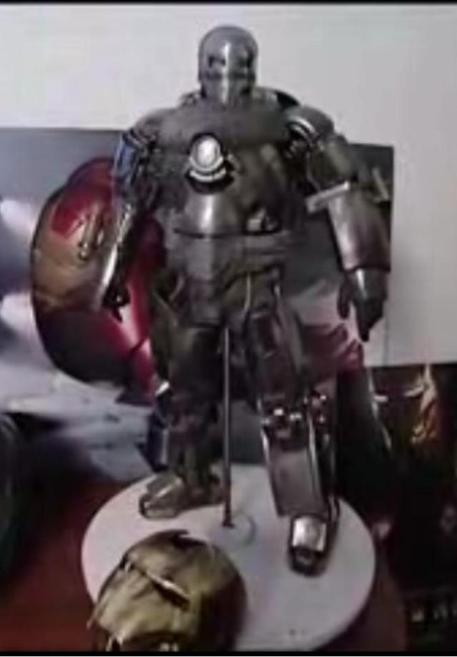 IRON MAN - Mark 1 Maquette Ironmk101-8217b6