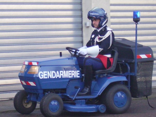 Grrrrrr ...  Gendarmerie-1cc12cd