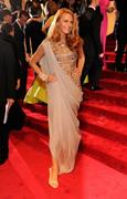 Blake Lively - Page 19 Th_387825585_BlakeLivelyMET4_122_252lo