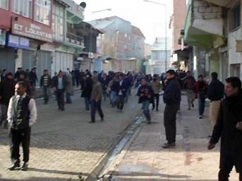 Muş'ta tehlikeli gerginlik Mus-olay