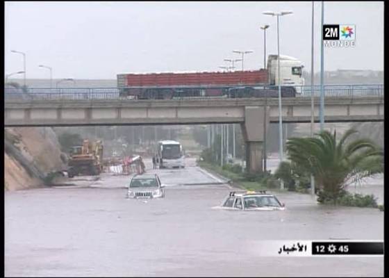 Photos de Casablanca sous le deferlement du Deluge - Page 2 Image002-2311483