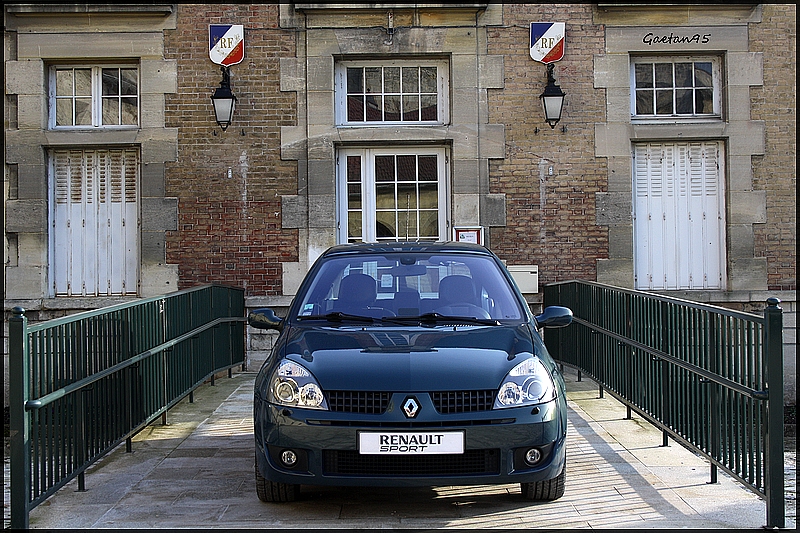 [Renault] Clio RS - Page 4 Img_6651-250d627