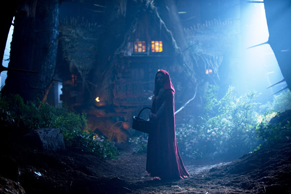 Red Riding Hood Red_riding_hood_04-24a57e3
