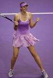 Maria Sharapova - Page 12 Th_28862_Maria_Sharapova_vs._Kim_Clijsters_WTA_Champs_2006_37_122_593lo