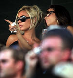 VB, her family & celebs watching L.A. Galaxy (July 21st) Th_93394_celeb-city.eu_Victoria_Beckham_Galaxy05_123_990lo