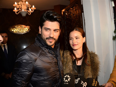 Burak Özçivit ve Fahriye Evcen'in Miami tatili bahara kaldı Burak-fahriye-kavgaa2_400