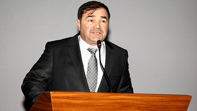 Türkiye Güreş Federasyonu Başkanı Musa Aydın, Avrupa Oyunları'nın Azerbaycan da düzenlenmesinin kendileri için avantaj olduğunu ve Türk sporcuların büyük başarılara imza atacağını söyledi. Musa-640
