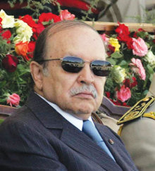 Bouteflika à partir d'Oran : la prochaine législative sera aussi historique que le 1er Novembre 54 Bouteflika-28042011-31ee109