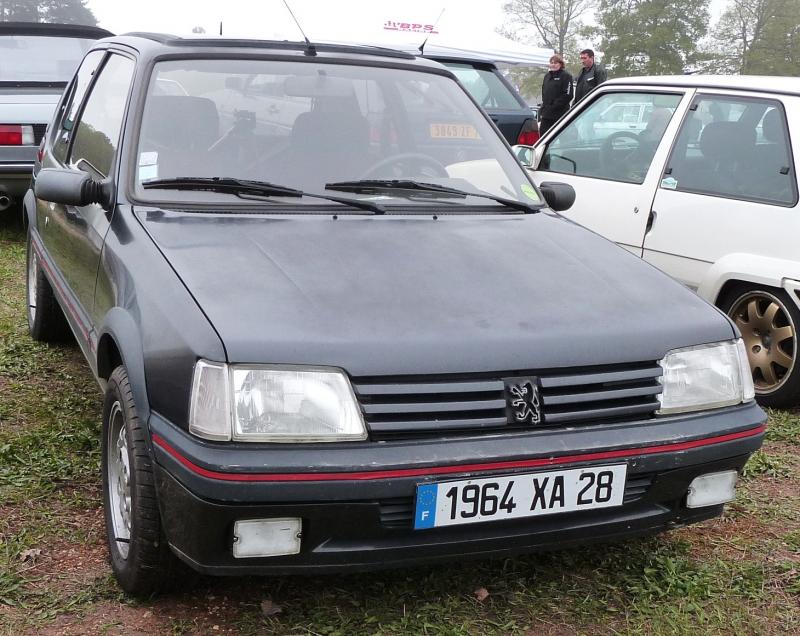 Les Peugeot 205 croisées dans la rue - Page 4 P1350695-3459aa2